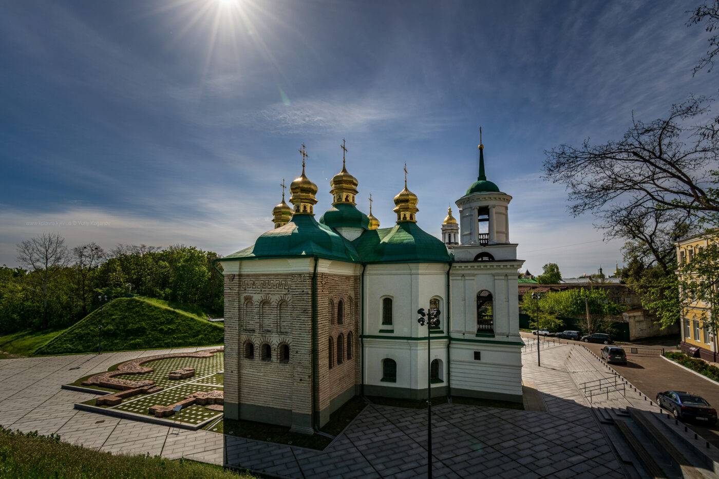The Church of the Savior on Berestove: History and Art